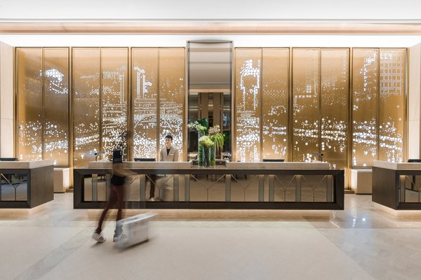 木蓮莊酒店創(chuàng)新旅游直播模式，攜旅游博主給千萬粉絲“種草”